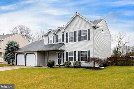 58 Aberdeen Dr Sicklerville, NJ 08081