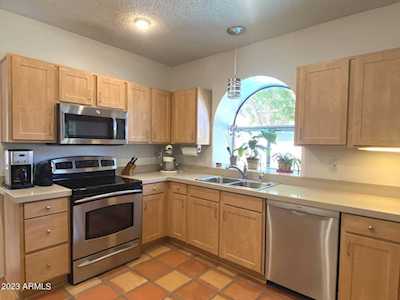 3642 E Summerhaven Drive Phoenix, AZ 85044