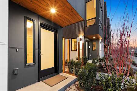 9231 A 16th Ave SW Seattle, WA 98106