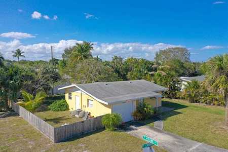 4105 NE Carrol Court Jensen Beach, FL 34957