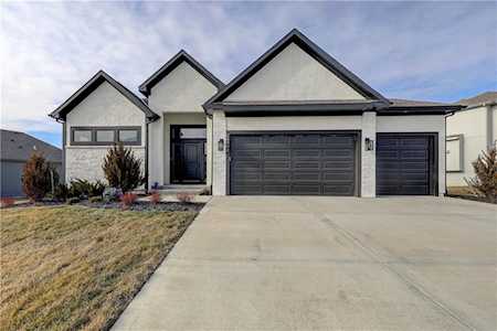24902 W 76th St Shawnee, KS 66227