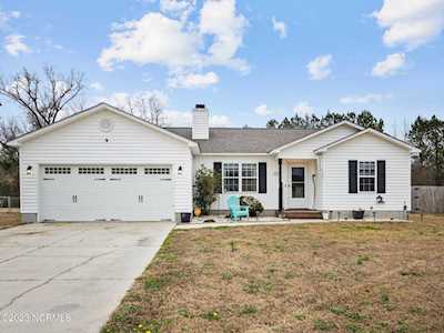 209 Wingspread Lane Beulaville, NC 28518