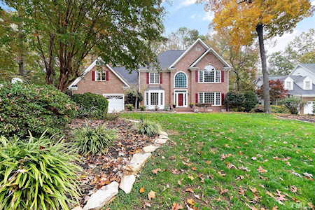 213 Stoneleigh Drive Cary, NC 27511