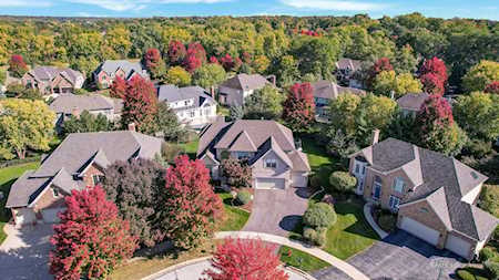 3032 Glacier Ct St. Charles, IL 60174