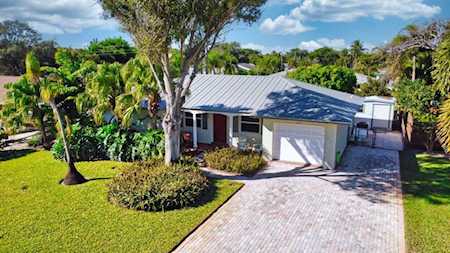 1609 Berkshire Avenue Jupiter, FL 33469