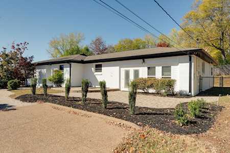 207 Sterling Rd Hendersonville, TN 37075