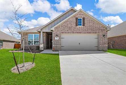 1504 Sidewinder Trail Weatherford, TX 76087