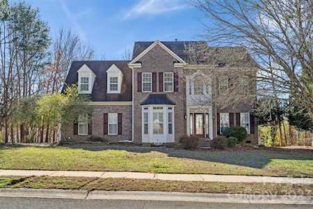 103 White Bridge Ln Fort Mill, SC 29715