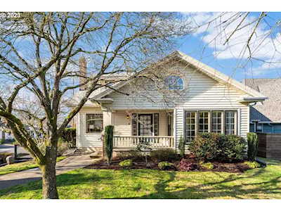 1973 SE 24th AVE Portland, OR 97214