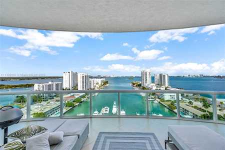 7900 Harbor Island Dr #PH1 North Bay Village, FL 33141