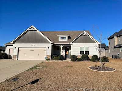 320 Lyman Dr Fayetteville, NC 28312