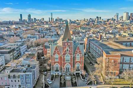 225 Dorchester St #11 Boston, MA 02127
