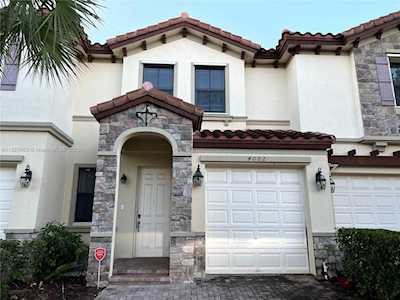 4002 Allerdale Pl Coconut Creek, FL 33073