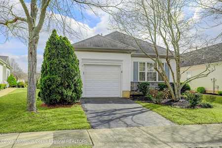 18 Gabriella Circle Manchester, NJ 08759