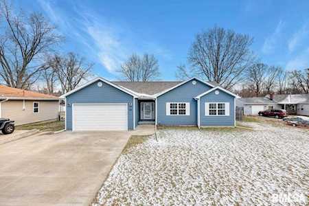 201 Wagner St Washington, IL 61571