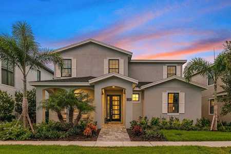 7464 Gathering Dr Reunion, FL 34747