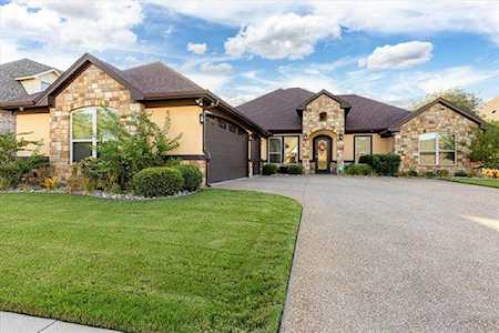 1020 Sunset Bay Court Granbury, TX 76048