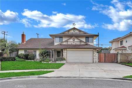 17776 Santa Fe Circle Fountain Valley, CA 92708
