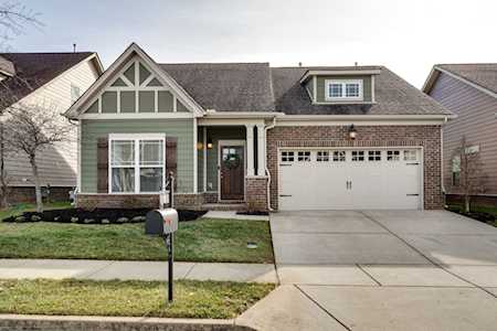33 Nokes Dr Hendersonville, TN 37075