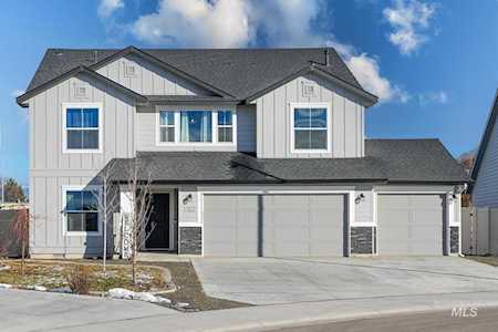 6322 N Seacliff Ave Meridian, ID 83646-6941