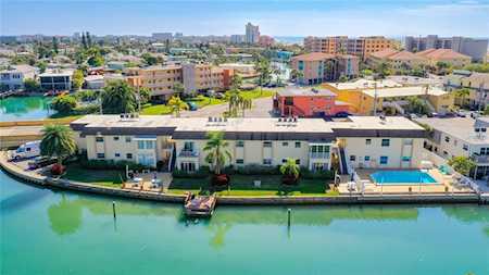 184 117th Ave #6 Treasure Island, FL 33706