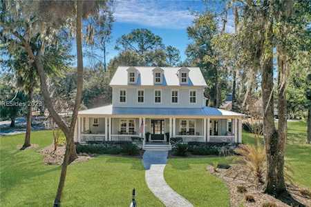 81 Western Trce Beaufort, SC 29907