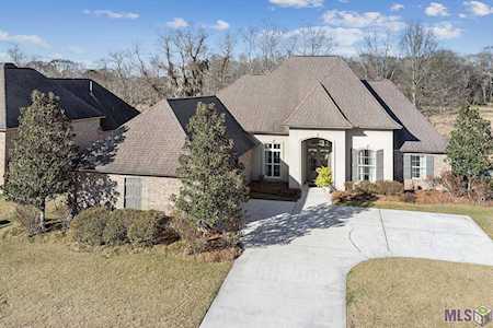 2913 Country Lake Ave Zachary, LA 70791
