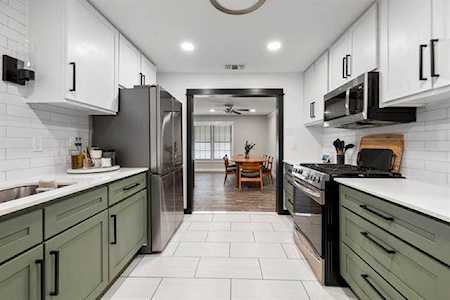 3122 Ash Park Drive Richland Hills, TX 76118