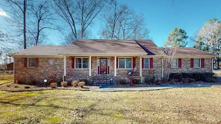47 Briarwood Ln Manchester, TN 37355