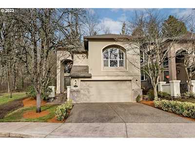 4997 Mulholland DR Lake Oswego, OR 97035