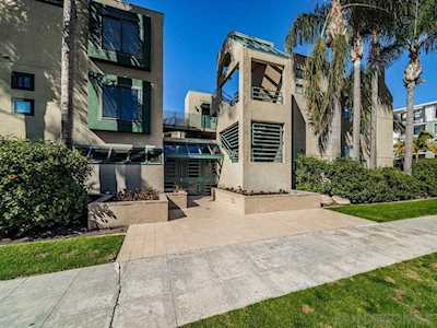 8132 Camino Del Sol #E La Jolla, CA 92037