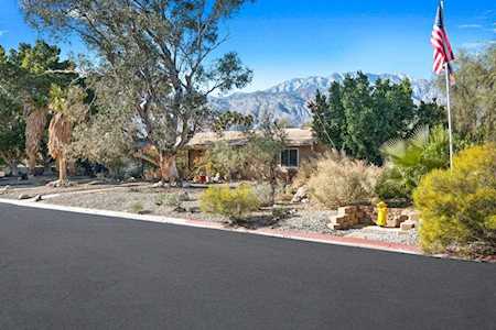 2175 N Sandra Rd Palm Springs, CA 92262