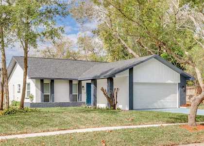 1982 Hyvue Dr Clearwater, FL 33763