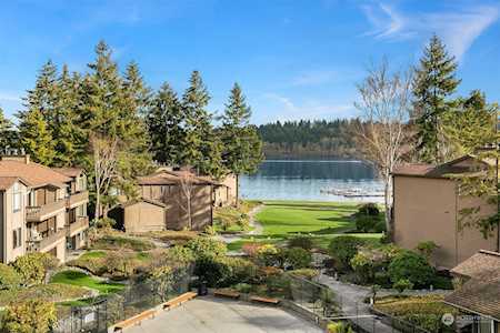 17458 NE 40th Place #E5 Redmond, WA 98052