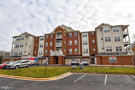 9713 Handerson Place Manassas Park, VA 20111