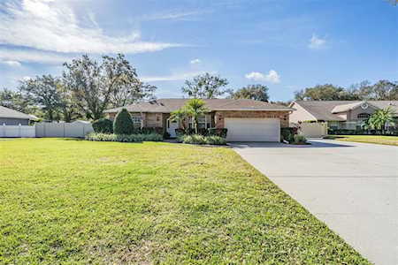 405 Loch Devon Dr Lutz, FL 33548