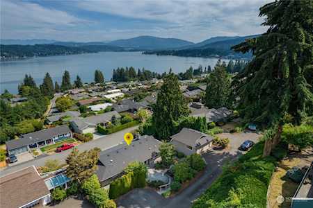 2627 169th Ave SE Bellevue, WA 98008
