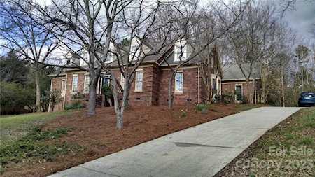 1253 Bellemeade Ln Charlotte, NC 28270