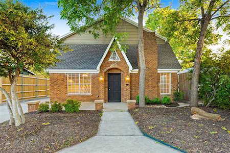 4923 El Campo Avenue Fort Worth, TX 76107