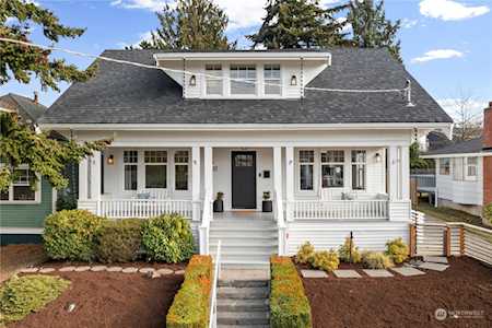 3232 38th Ave SW Seattle, WA 98126