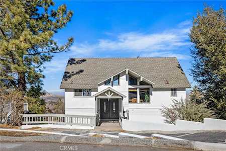 29004 Mammoth Dr Lake Arrowhead, CA 92352