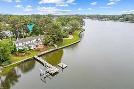 1344 Starling Ct Virginia Beach, VA 23451