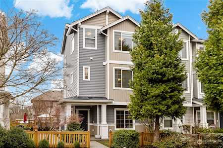 3008 SW Bataan St Seattle, WA 98126