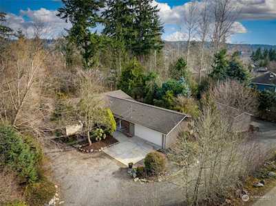 20214 132nd Ave NE Woodinville, WA 98072