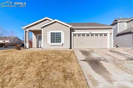7004 Bonnie Brae Lane Colorado Springs, CO 80922