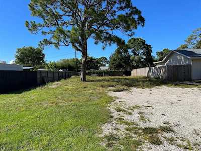 5274 Washington Road Delray Beach, FL 33484