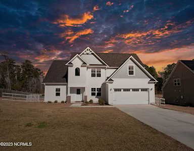 125 Rivendale Drive Jacksonville, NC 28546