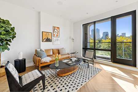 31 N Elliott Place #2 Brooklyn, NY 11205