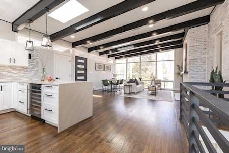 3507 Gallows Rd Falls Church, VA 22042
