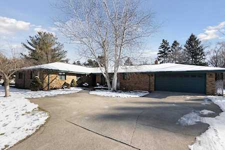 52502 Brooktrails Drive South Bend, IN 46637
